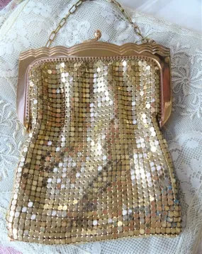 ART DECO Purse,Whiting & Davis Mesh Bags,Flapper Evening Gold Tone Purse,Small Purse,Doll Size Purse,Metal Purses,Collectible Vintage Purses