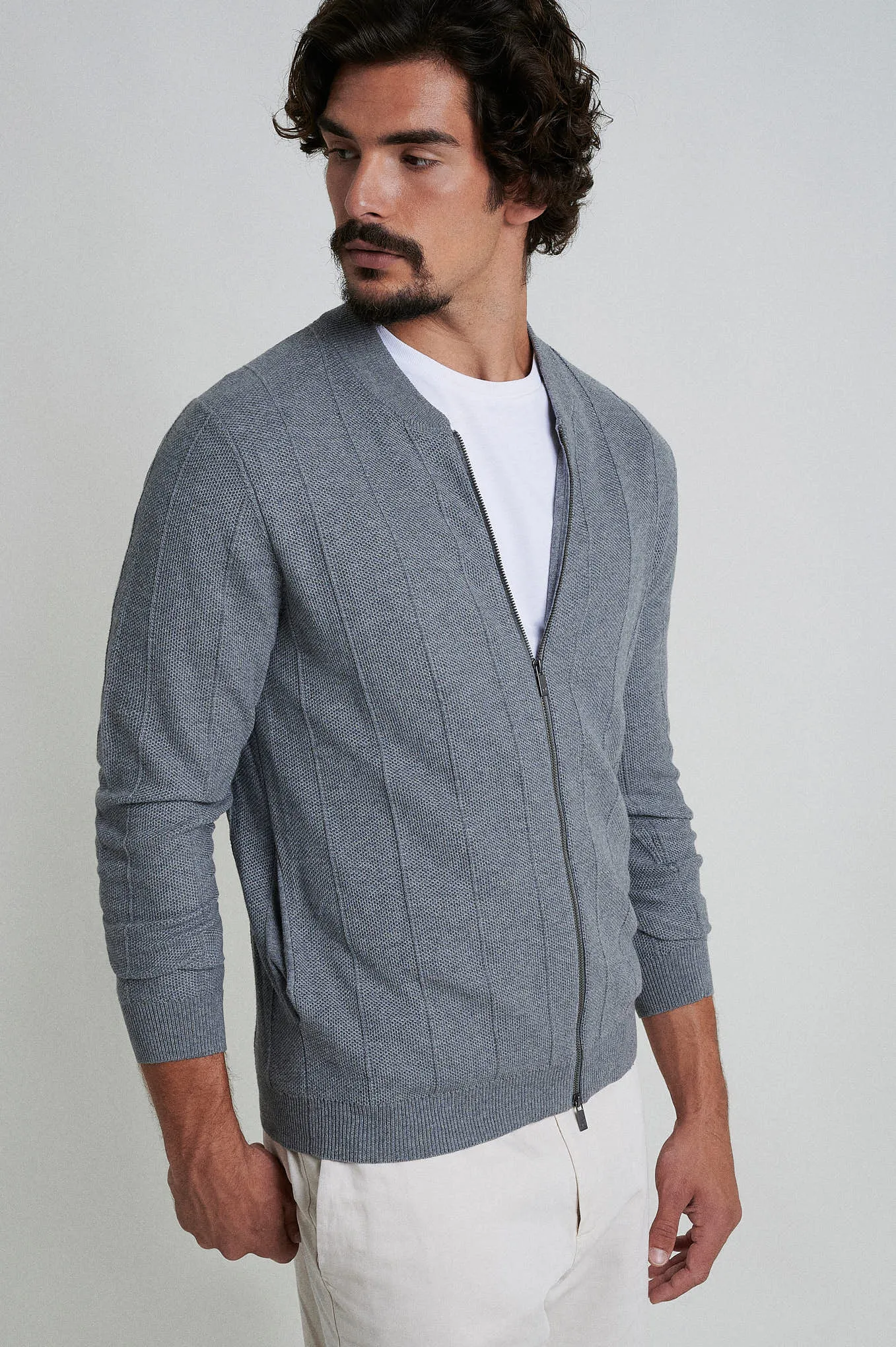 Cardigan in cotton silk