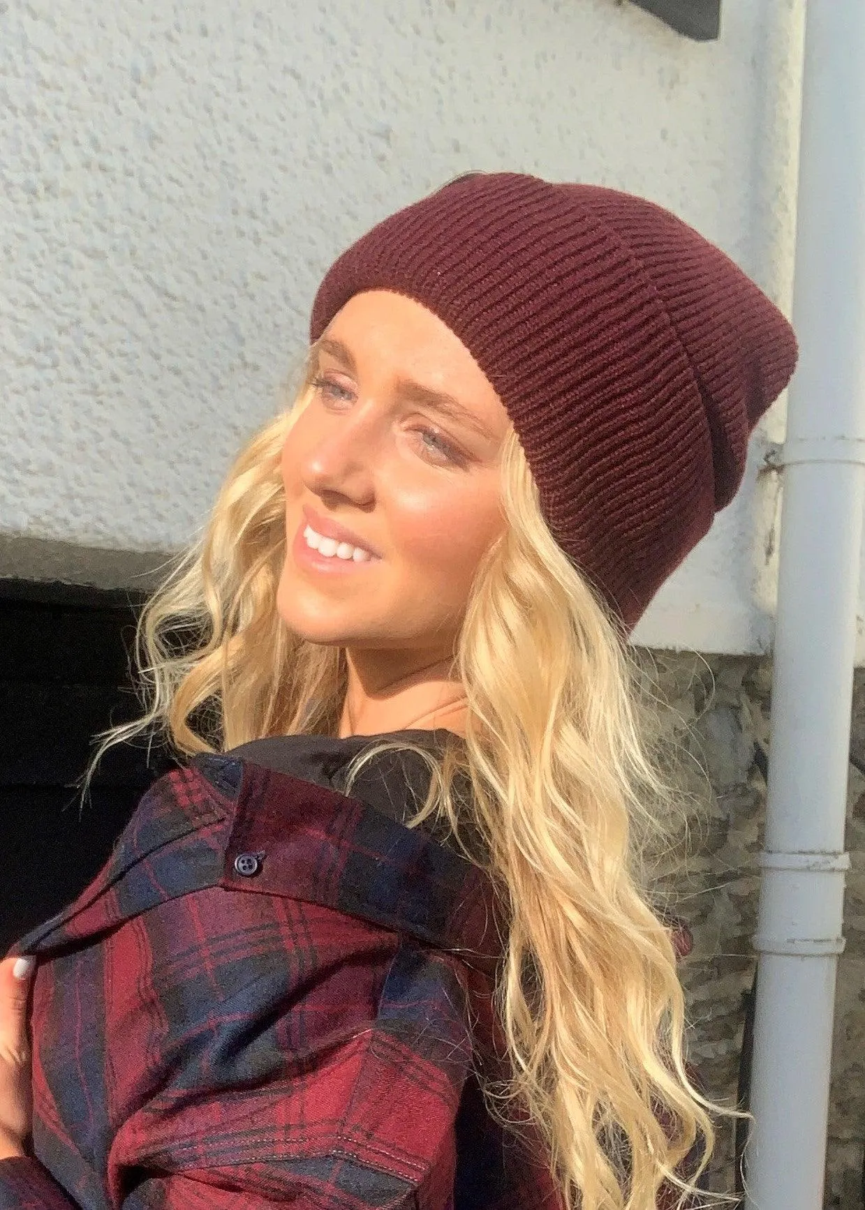 Classic Recycled Beanie Hat in Burgundy