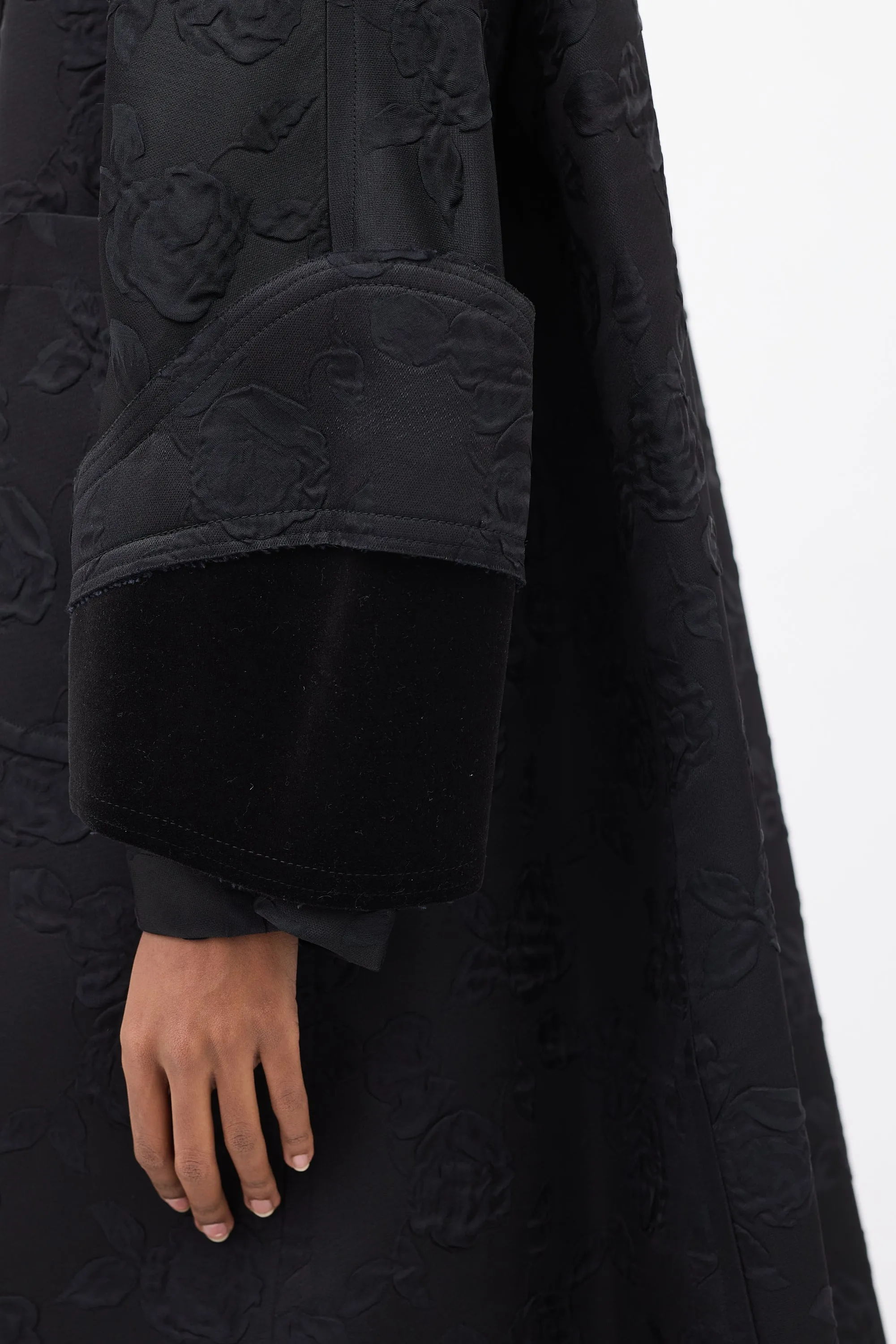 FW 2016 Black Floral Cloque Coat