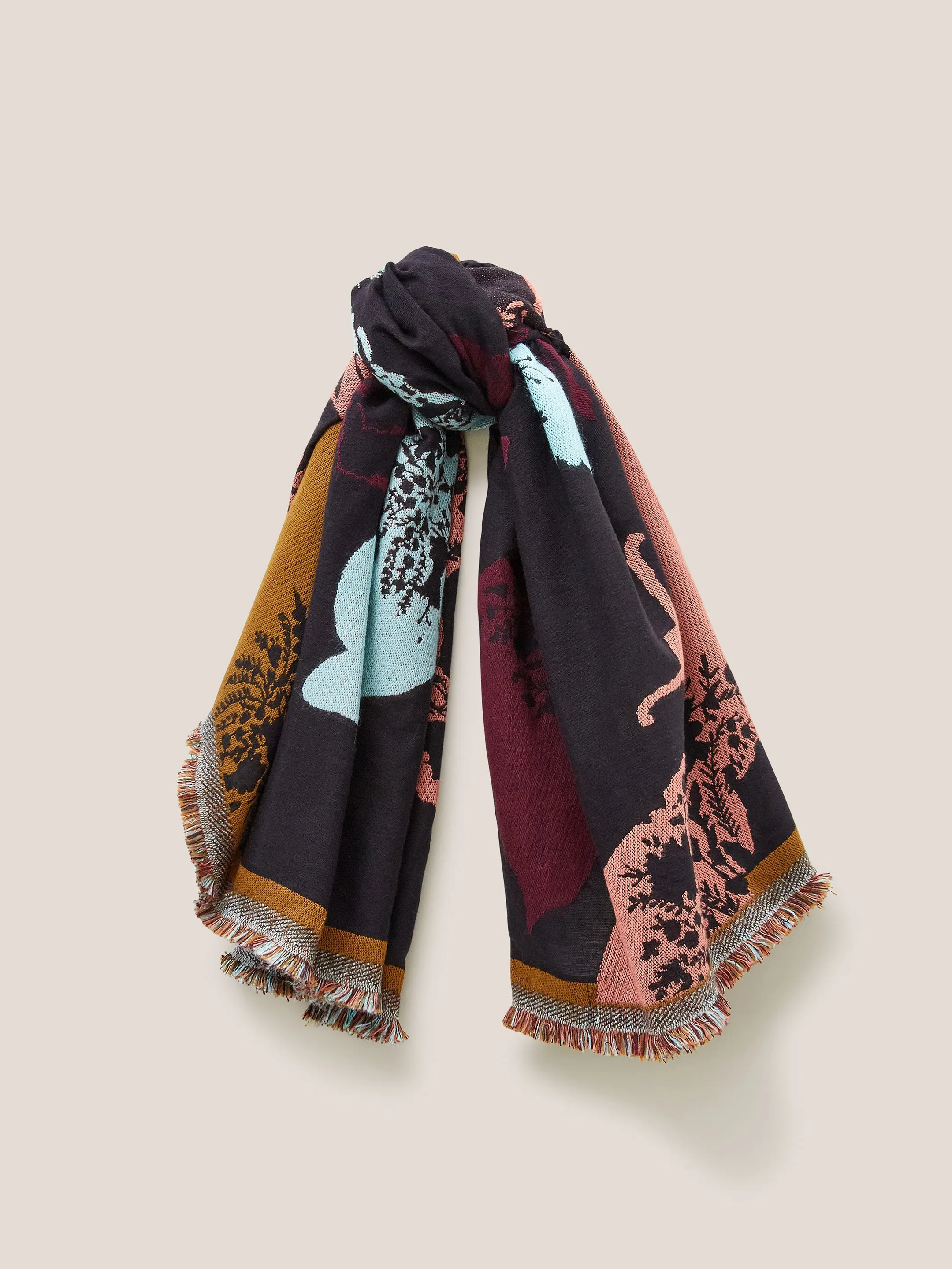 Jacquard Animal Scarf