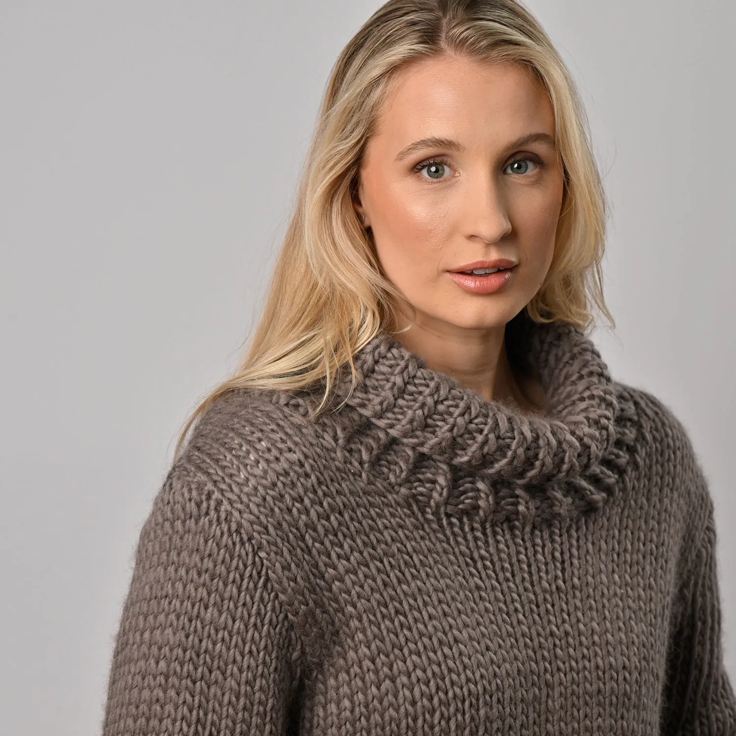 Lia Jumper Knitting Kit