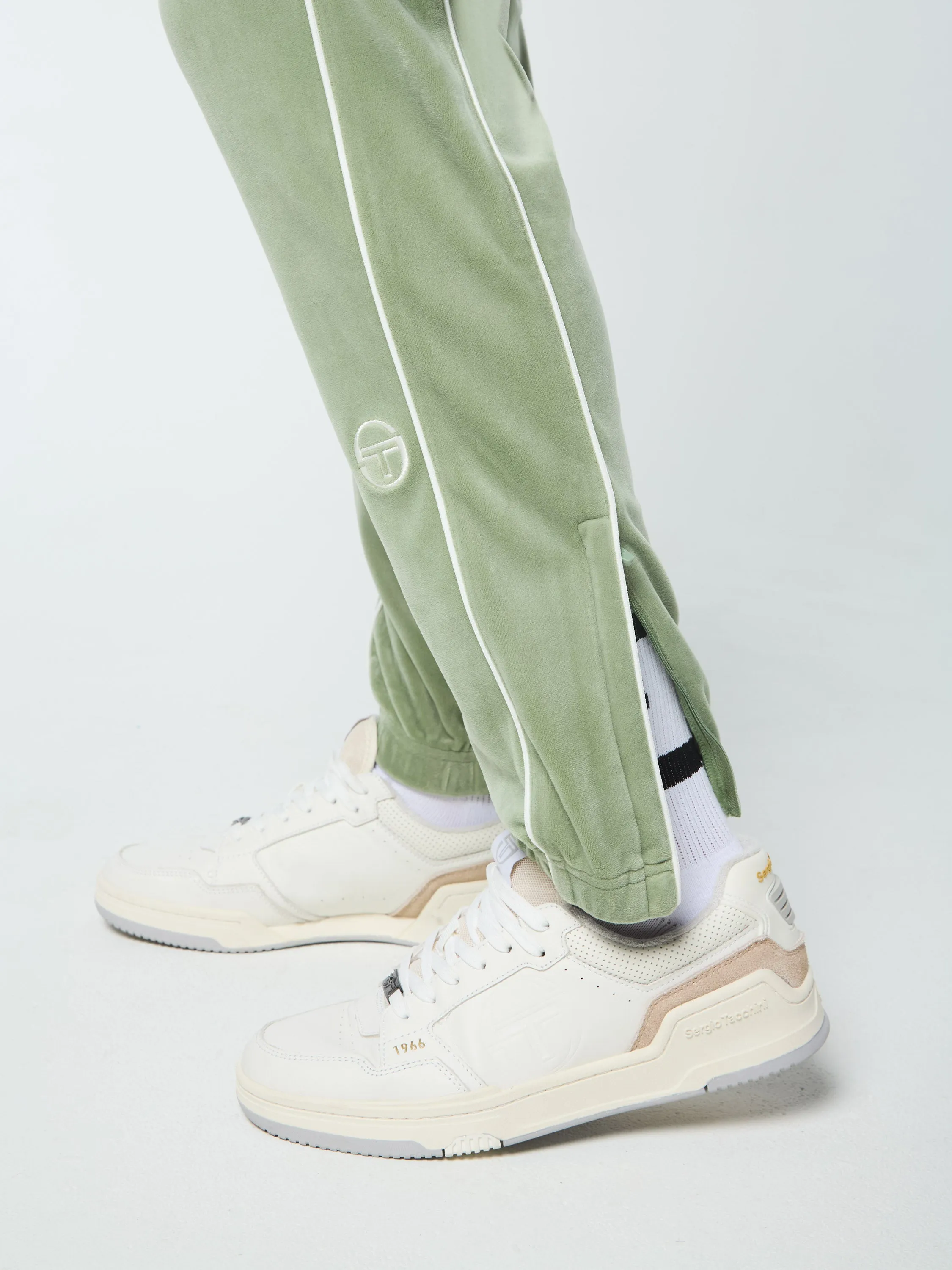 Lioni Velour Track Pant- Hedge Green