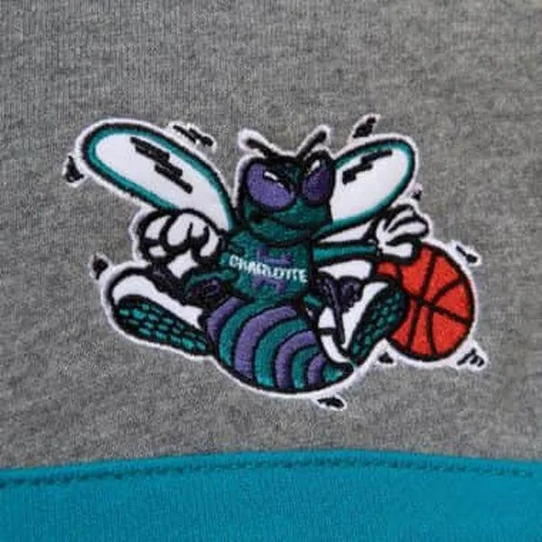 Mitchell & Ness Charlotte Hornets Head Coach Hoody Grey