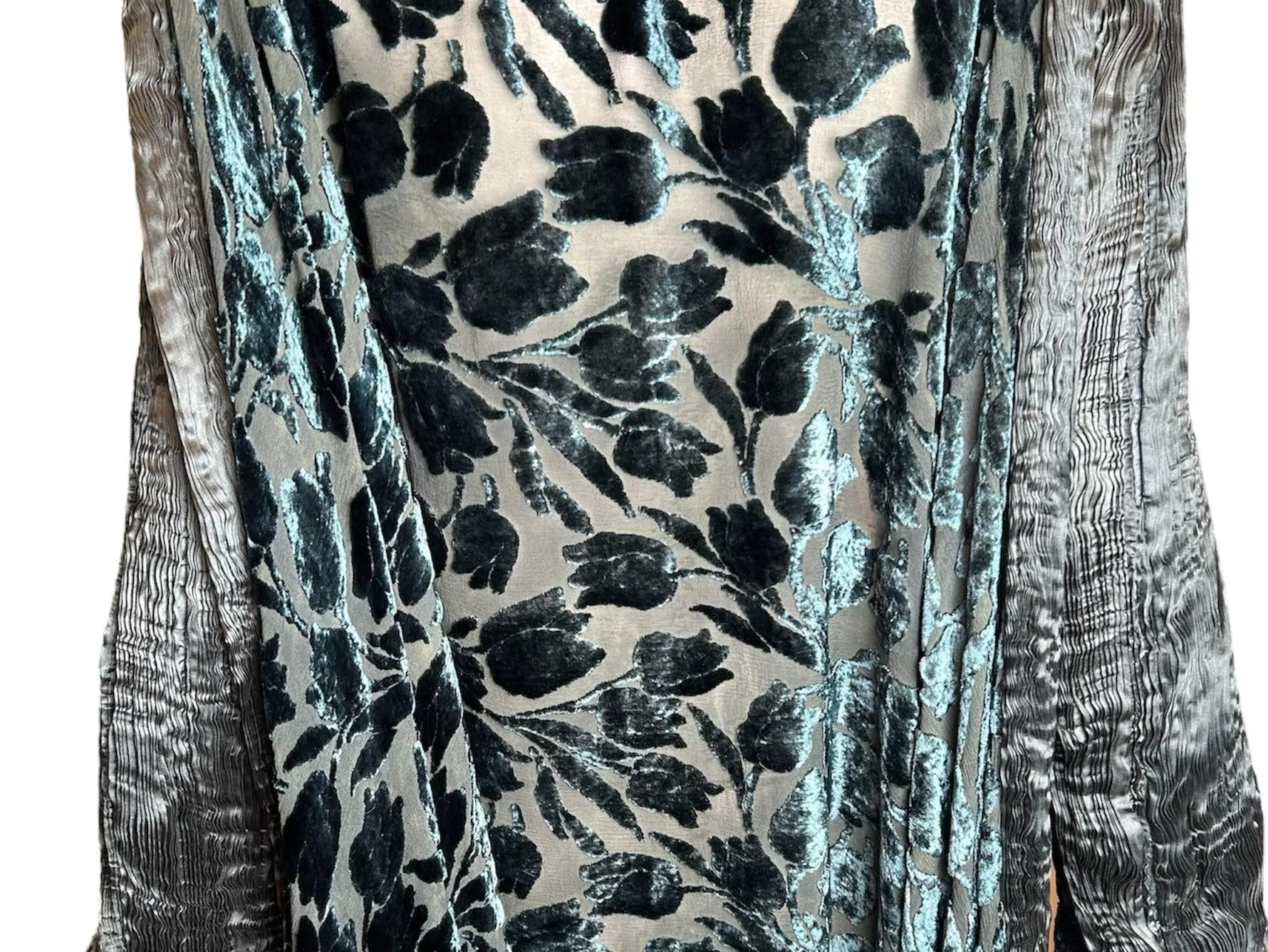 Patricia Lester 80s Silk Pleated & Velvet Teal Evening Coat