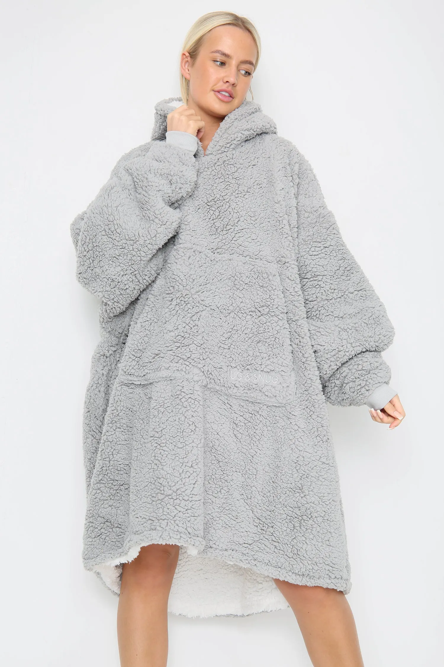 Teddy Hooded Blanket Charcoal