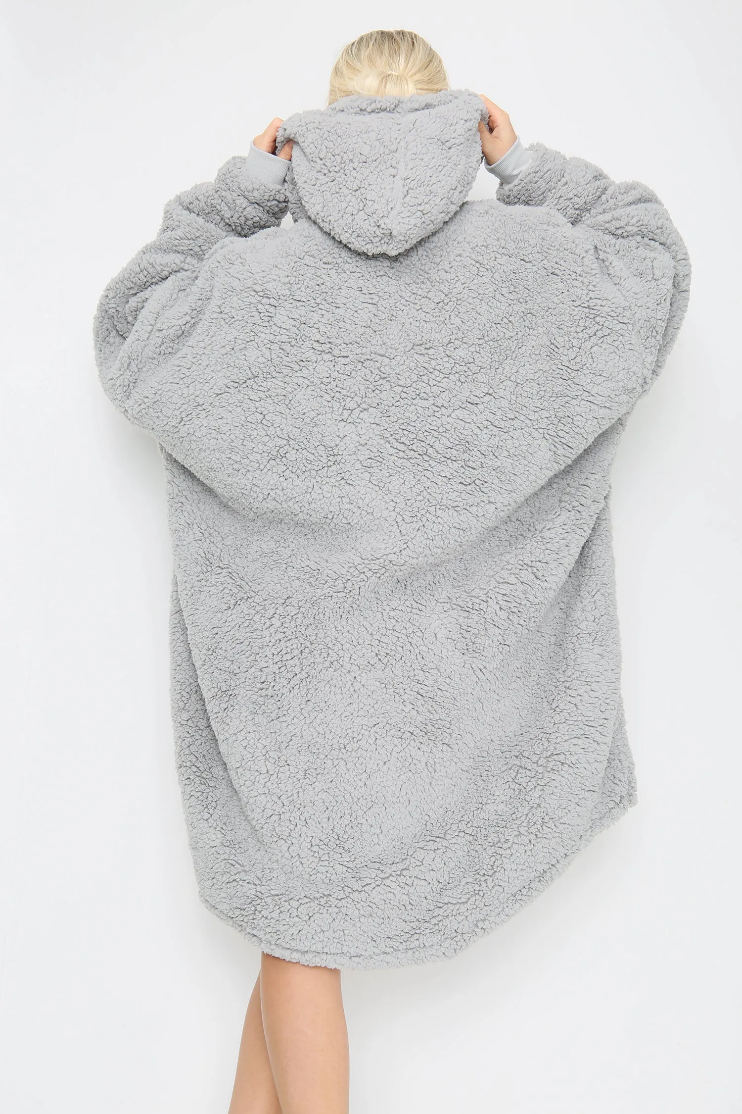 Teddy Hooded Blanket Charcoal