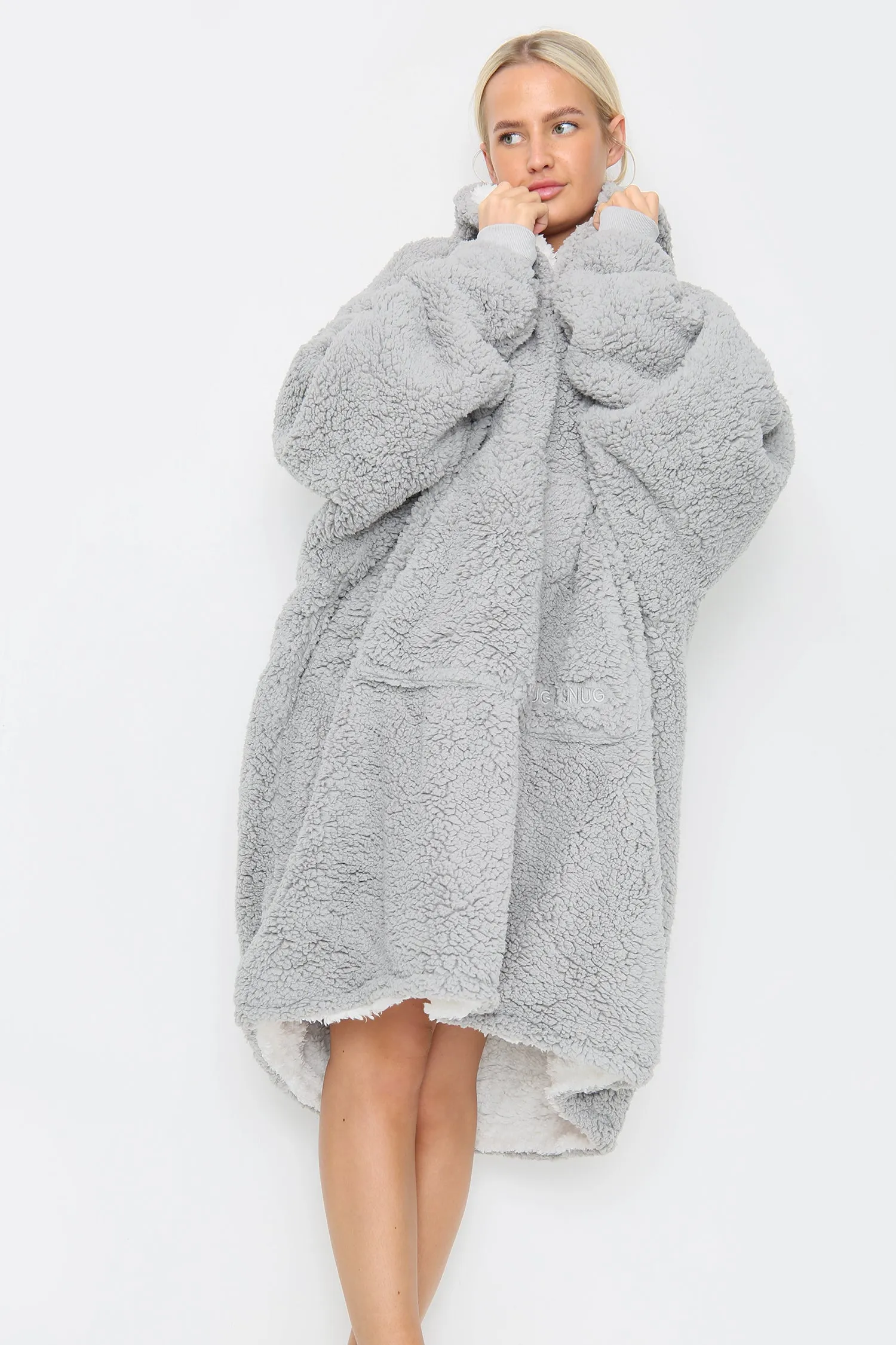 Teddy Hooded Blanket Charcoal